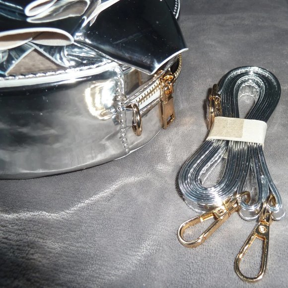 SILVER GLITZ UNIQUE RIBBON HAND BAG PURSE NEW - Picture 3 of 4